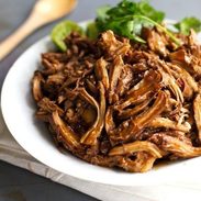 Honey Glazed Crockpot Chicken Adobo - simple pantry ingredients, hardly any hands-on time, 200 calories. | https://fatloss-update.fit