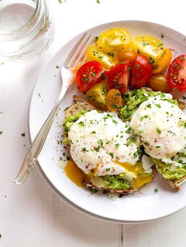 Poached Egg and Avocado Toast - this creamy, filling, real food breakfast just takes less than 10 minutes to prep! | pinchofyum.com